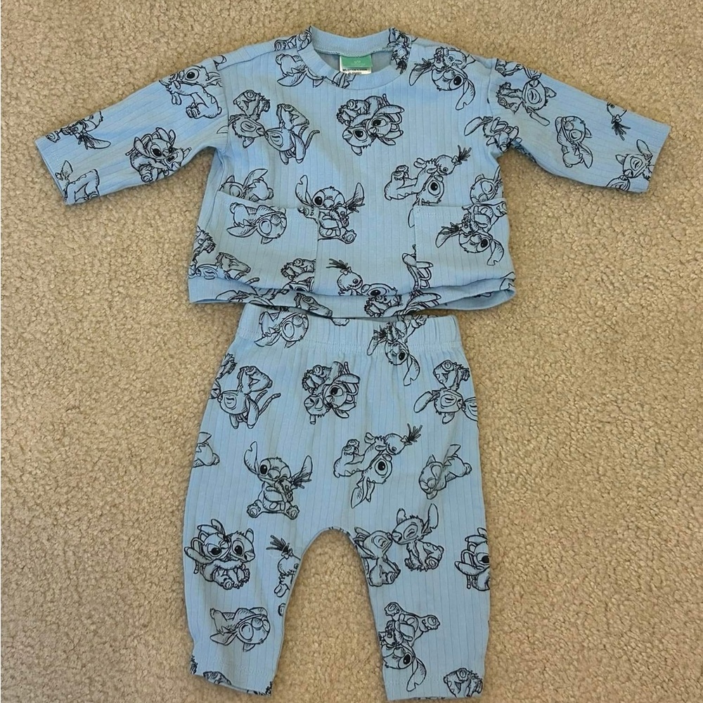 Stitch outfit. NWOT